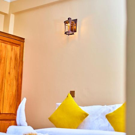 Aves Executive Hotel Arusha Exteriér fotografie