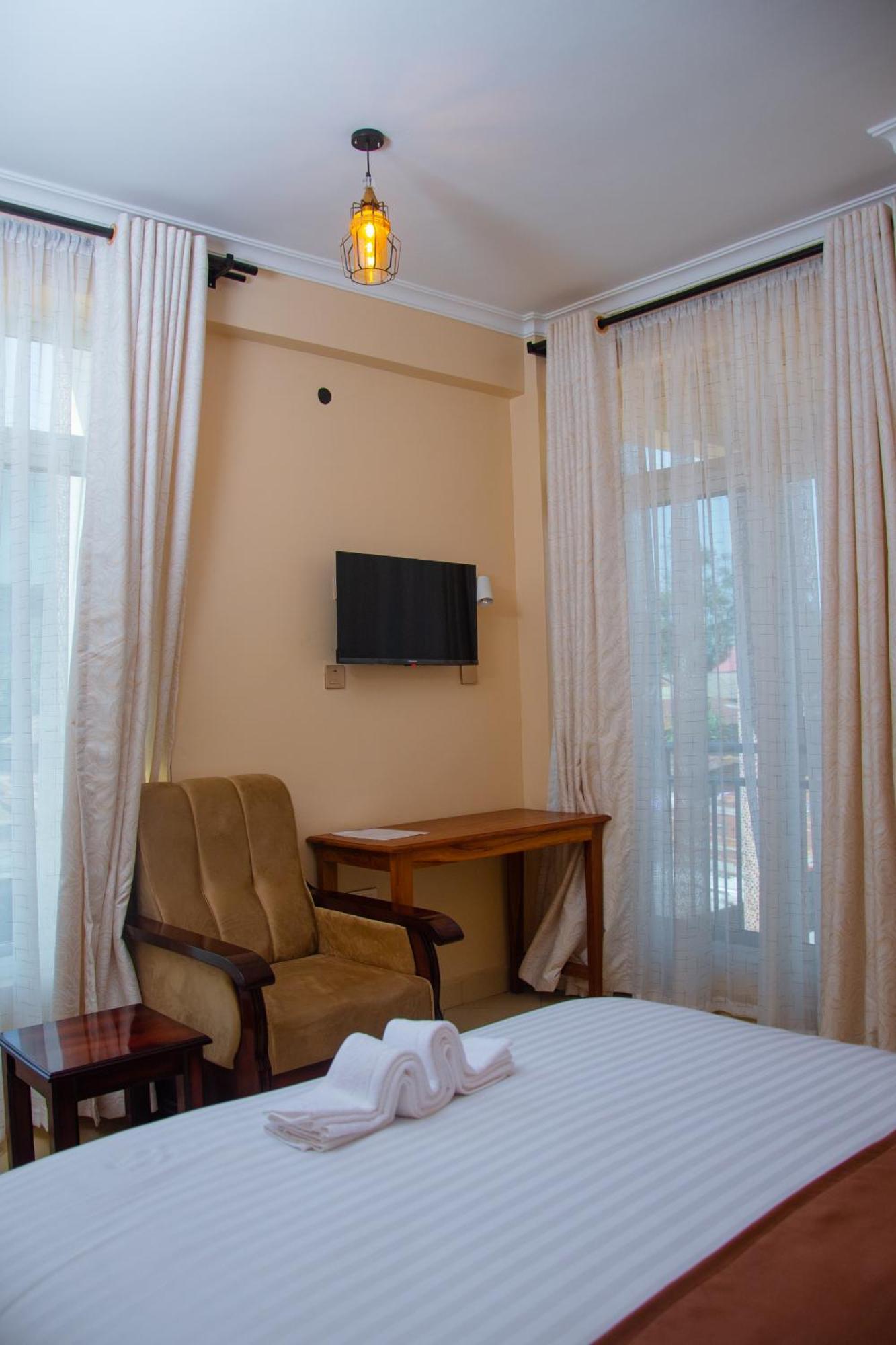 Aves Executive Hotel Arusha Exteriér fotografie