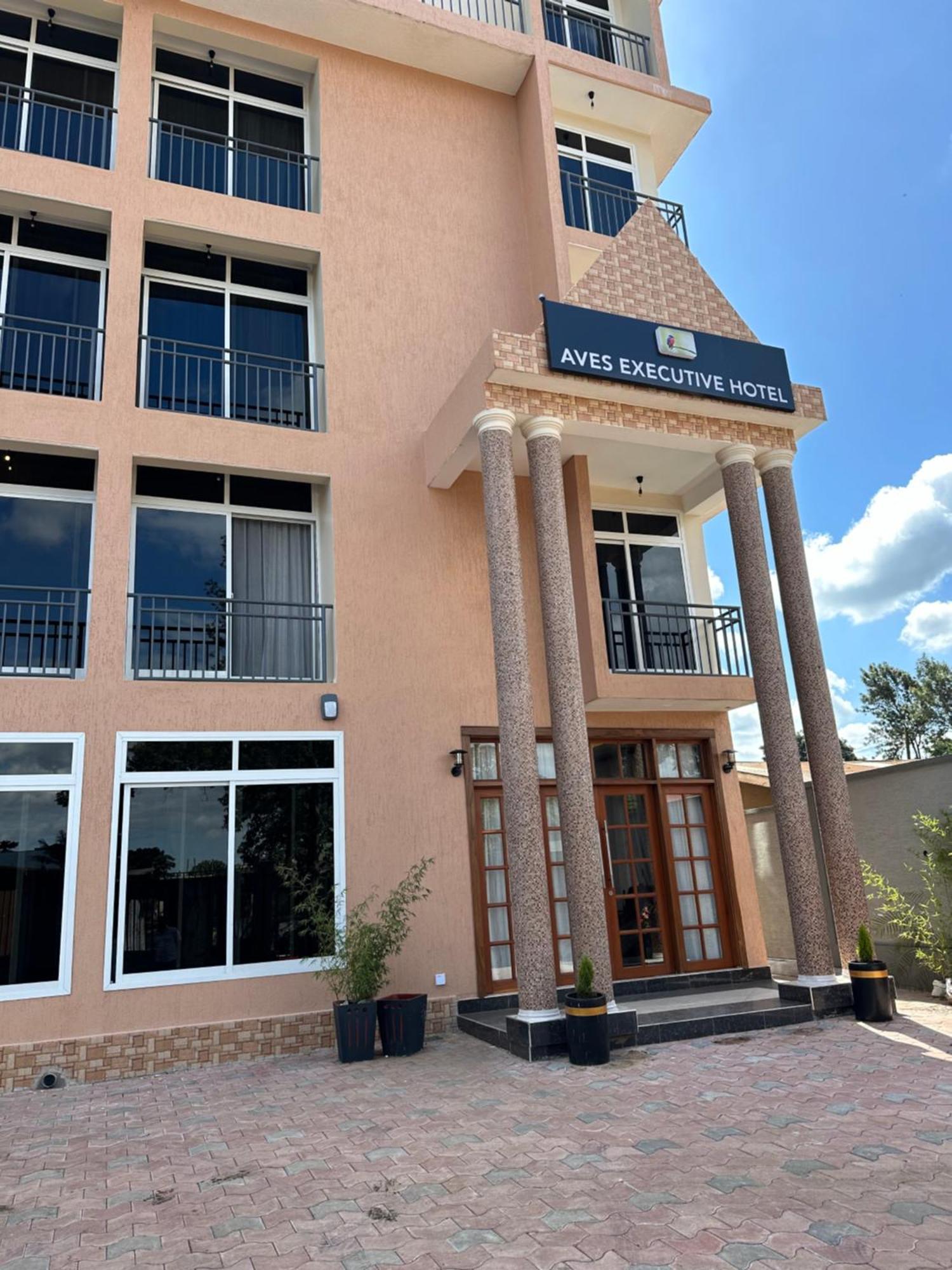 Aves Executive Hotel Arusha Exteriér fotografie
